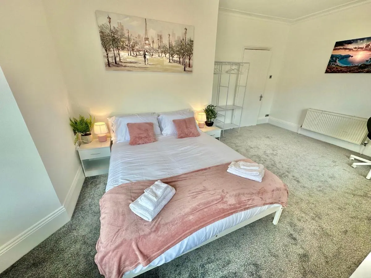 Chic Apartment In Central Bournemouth With Parking United Kingdom